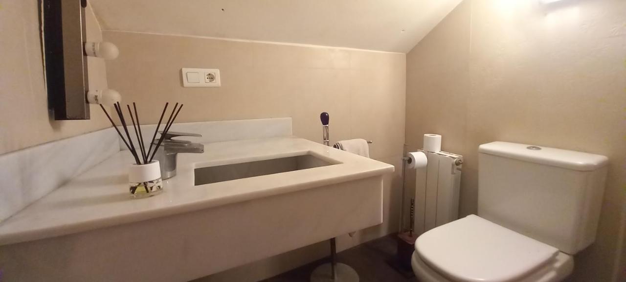 Chalet Con Piscina, Sauna Y Jacuzzi Cerca Del Mar A Media Hora De Bilbao Y Santander El Puente  Exterior foto
