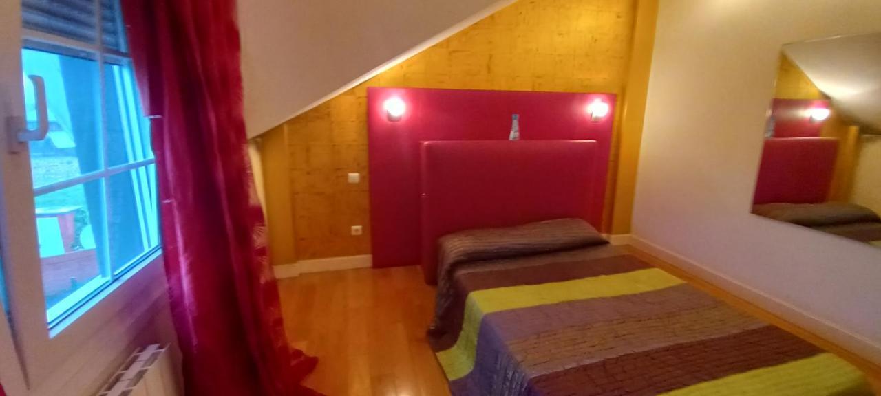 Chalet Con Piscina, Sauna Y Jacuzzi Cerca Del Mar A Media Hora De Bilbao Y Santander El Puente  Exterior foto
